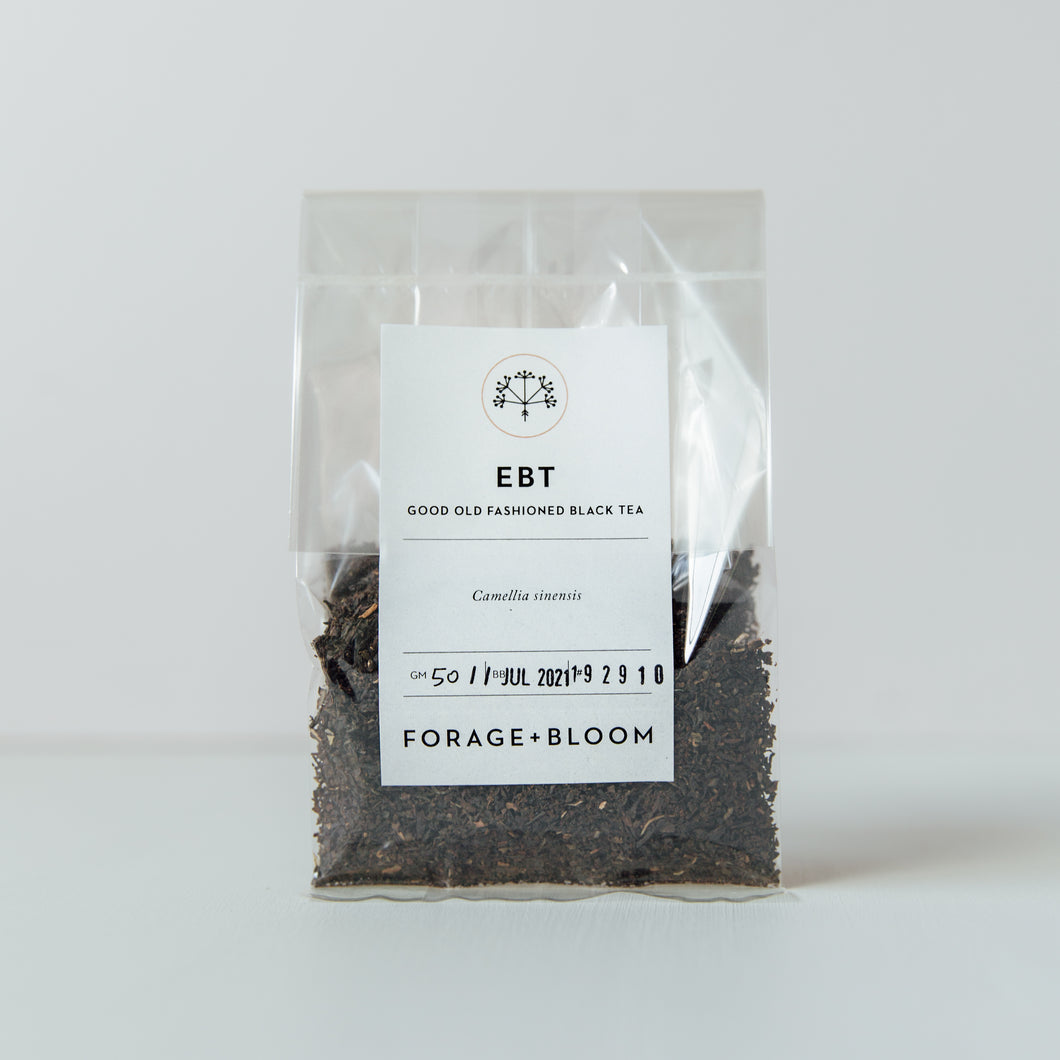 English Breakfast Tea : strong + satisfying - black tea